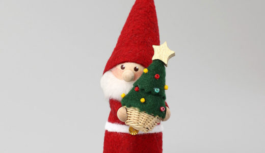 幸せを運ぶ「ノルディカ ニッセ」：高島屋クリスマス2023　星ツリーを持つサンタ　税込 6,490 円